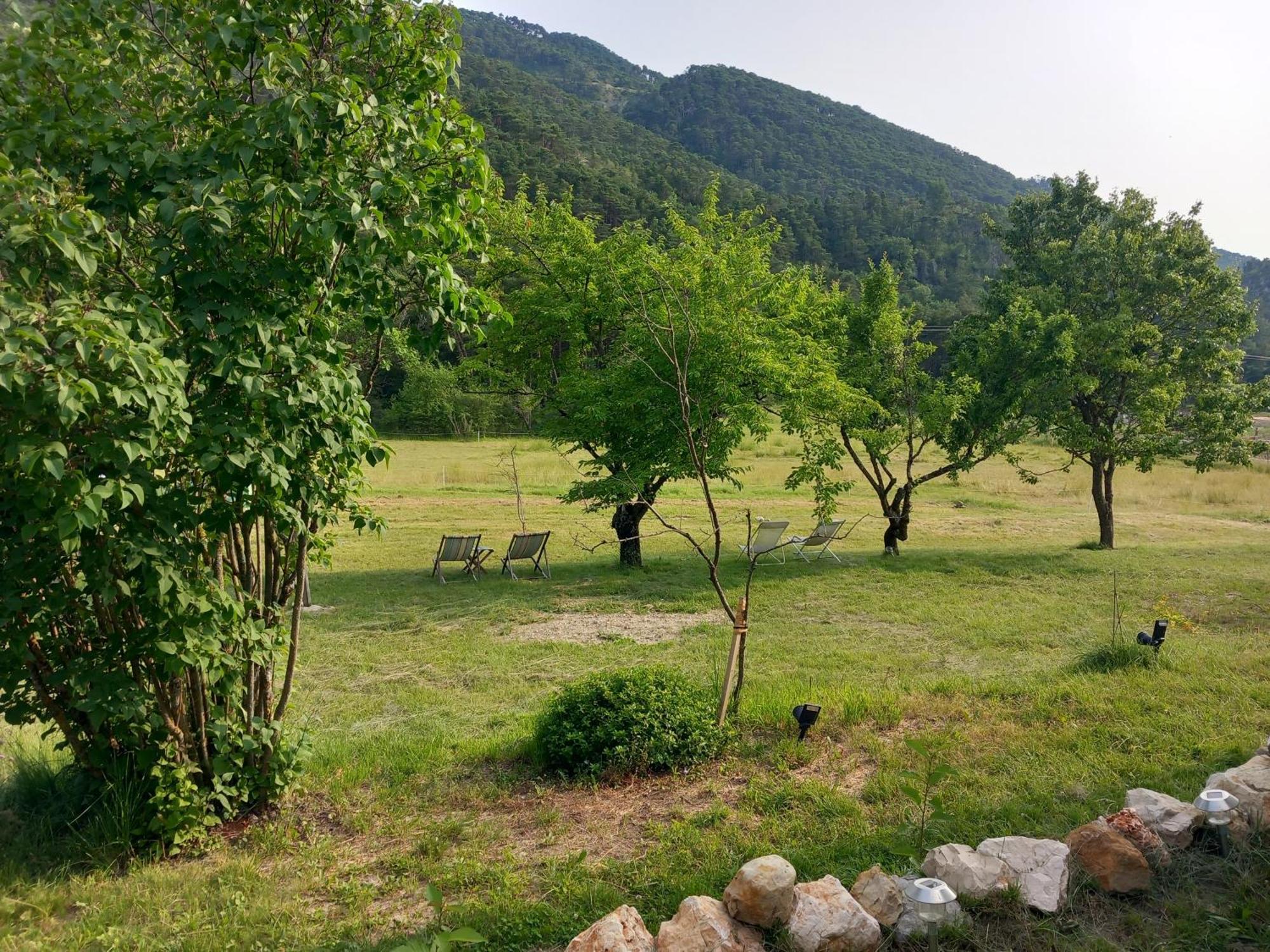 Gite La Mountagna Peyroules Экстерьер фото